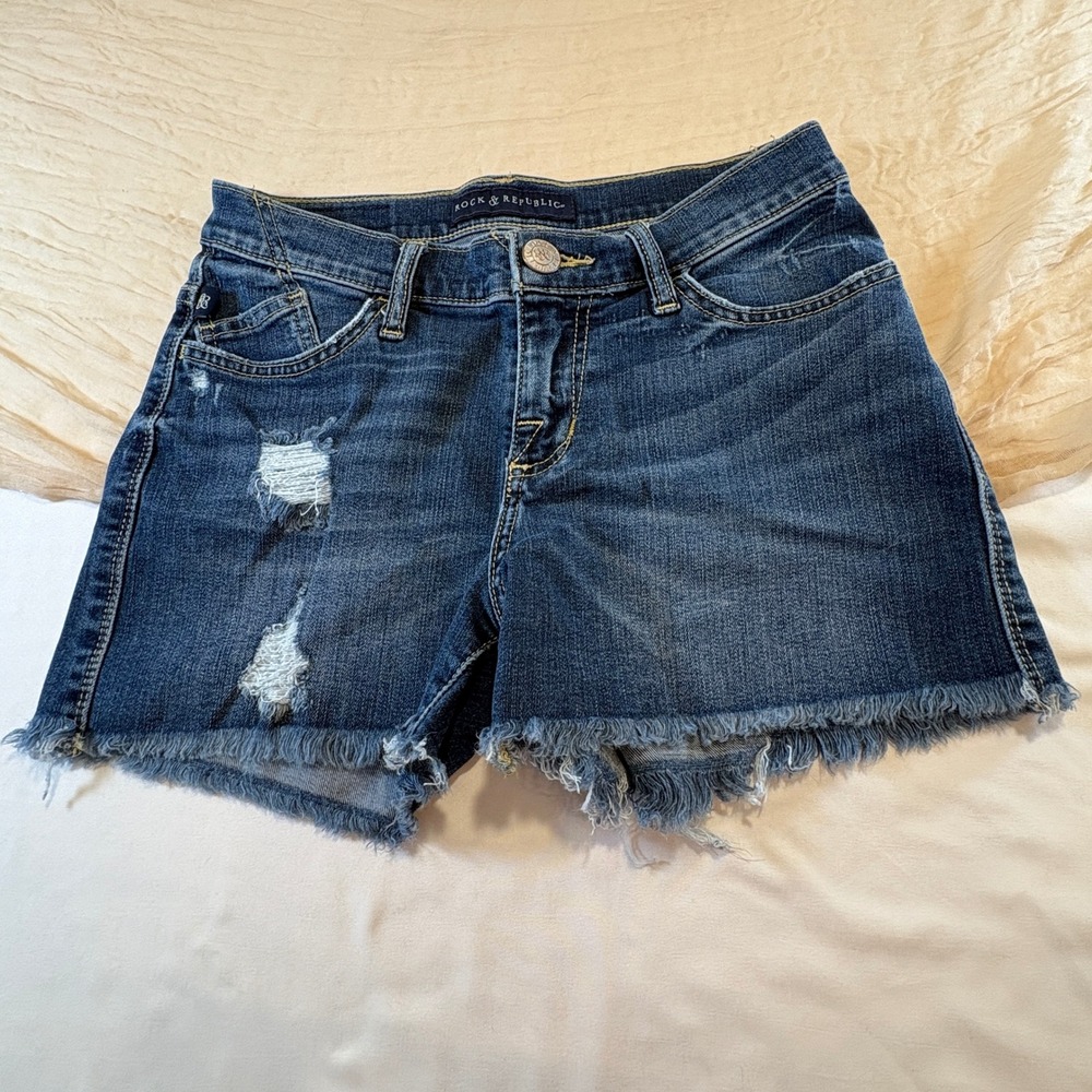Rock and Republic Womens Distressed Dark Wash Frayed Hem Shorts Size 2